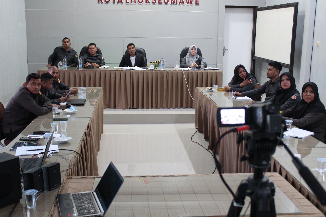 Rapat Membahas Tugas, Fungsi, Kewajiban, dan Larangan Bagi Pegawai Pemerintah dengan Perjanjian Kerja (PPPK)