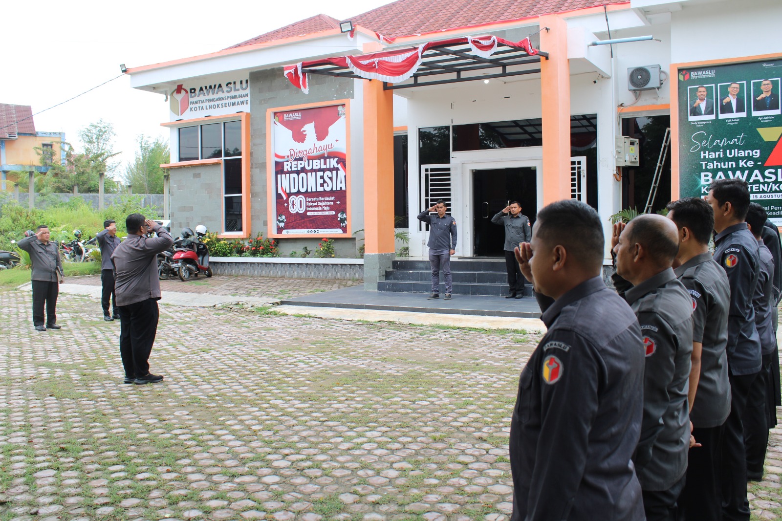 Apel Pagi Rutin Jajaran Bawaslu Kota Lhokseumawe
