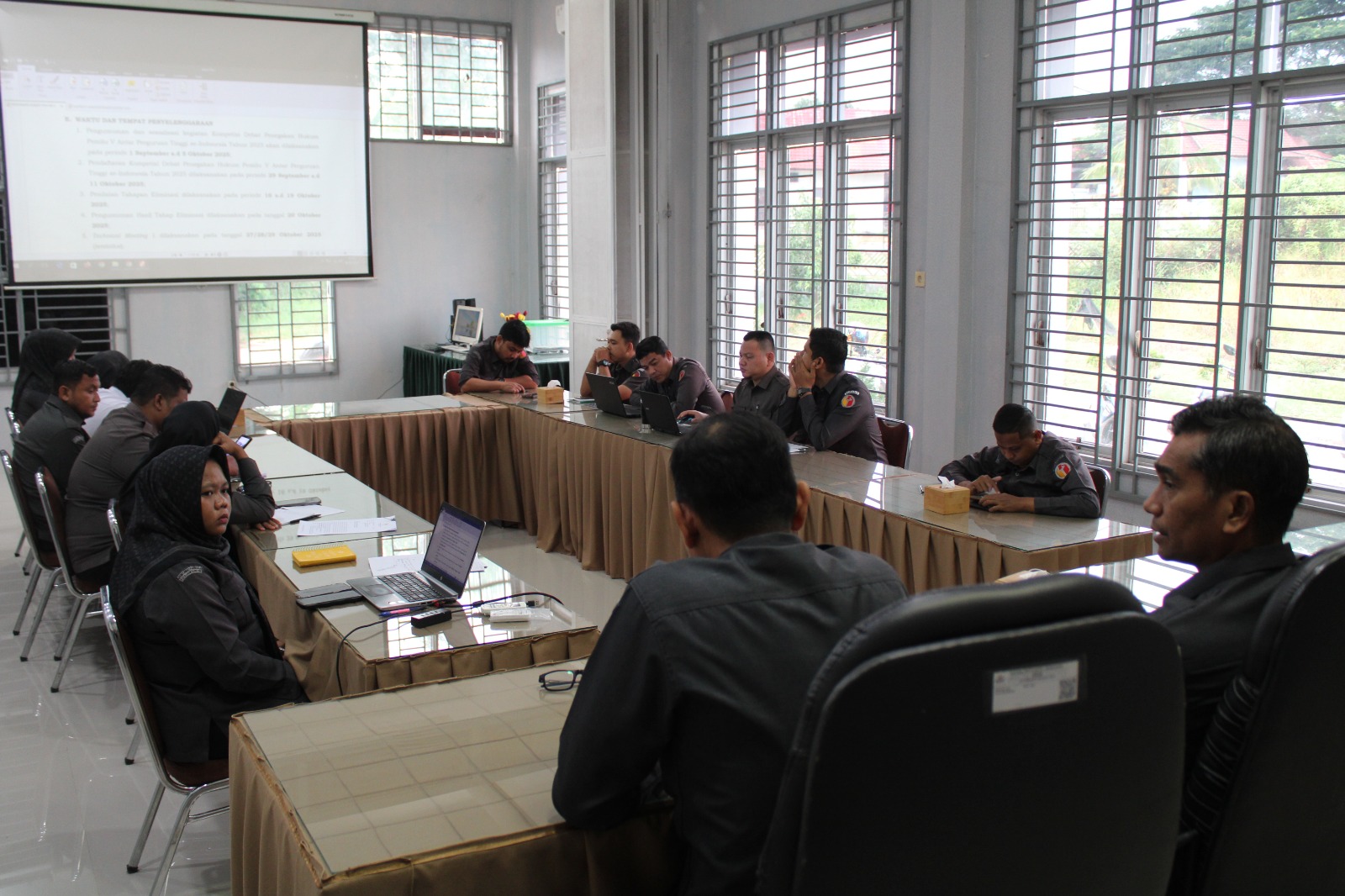  Rapat Persiapan Untuk Pelaksanaan Kegiatan Sosialisasi Kompetisi Debat Mahasiswa Bawaslu Tahun 2025