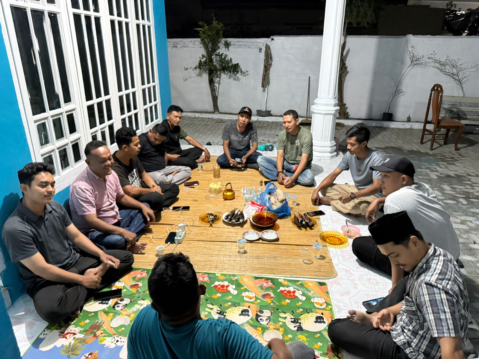 Diskusi Demokrasi bersama sejumlah tokoh masyarakat, pemuda, hingga akademisi