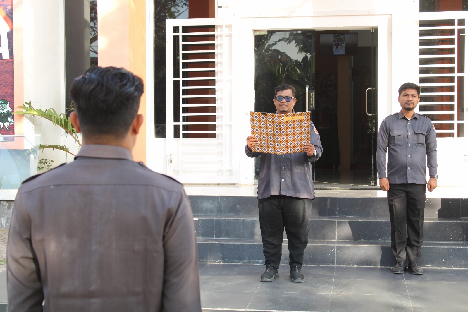 Apel Pagi dipimpin oleh Armianto