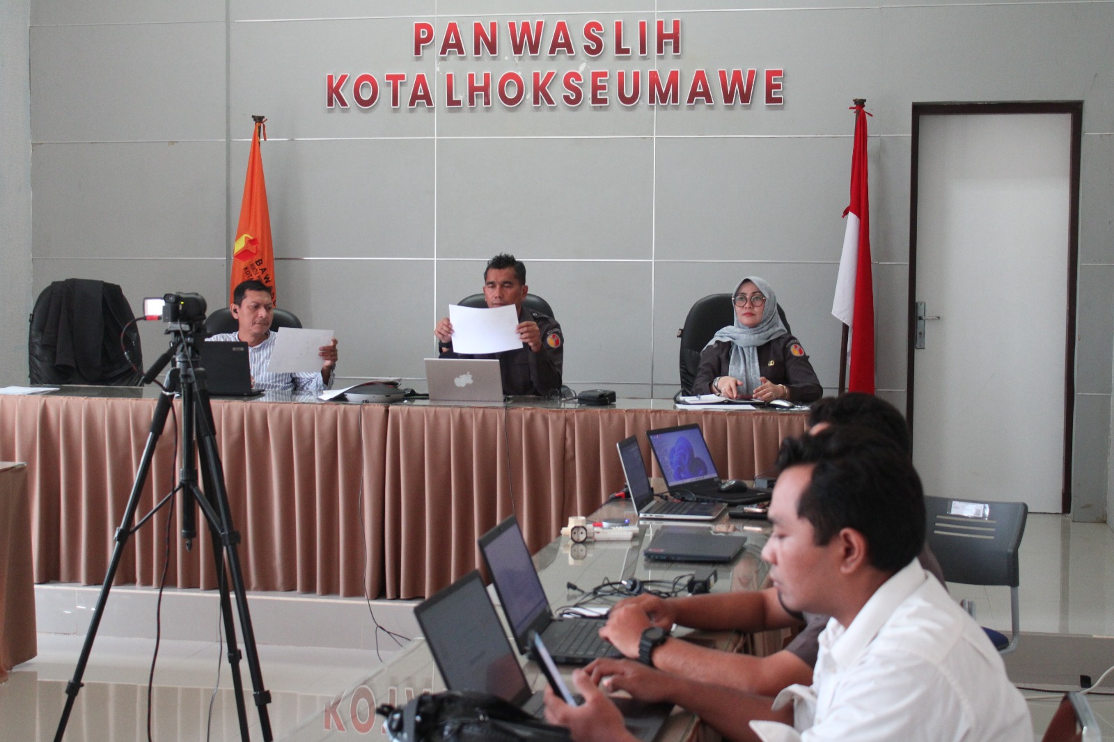 Zoom Meeting Rapat Sinkronisasi Kegiatan dan Anggaran Ngabuburit Pengawasan
