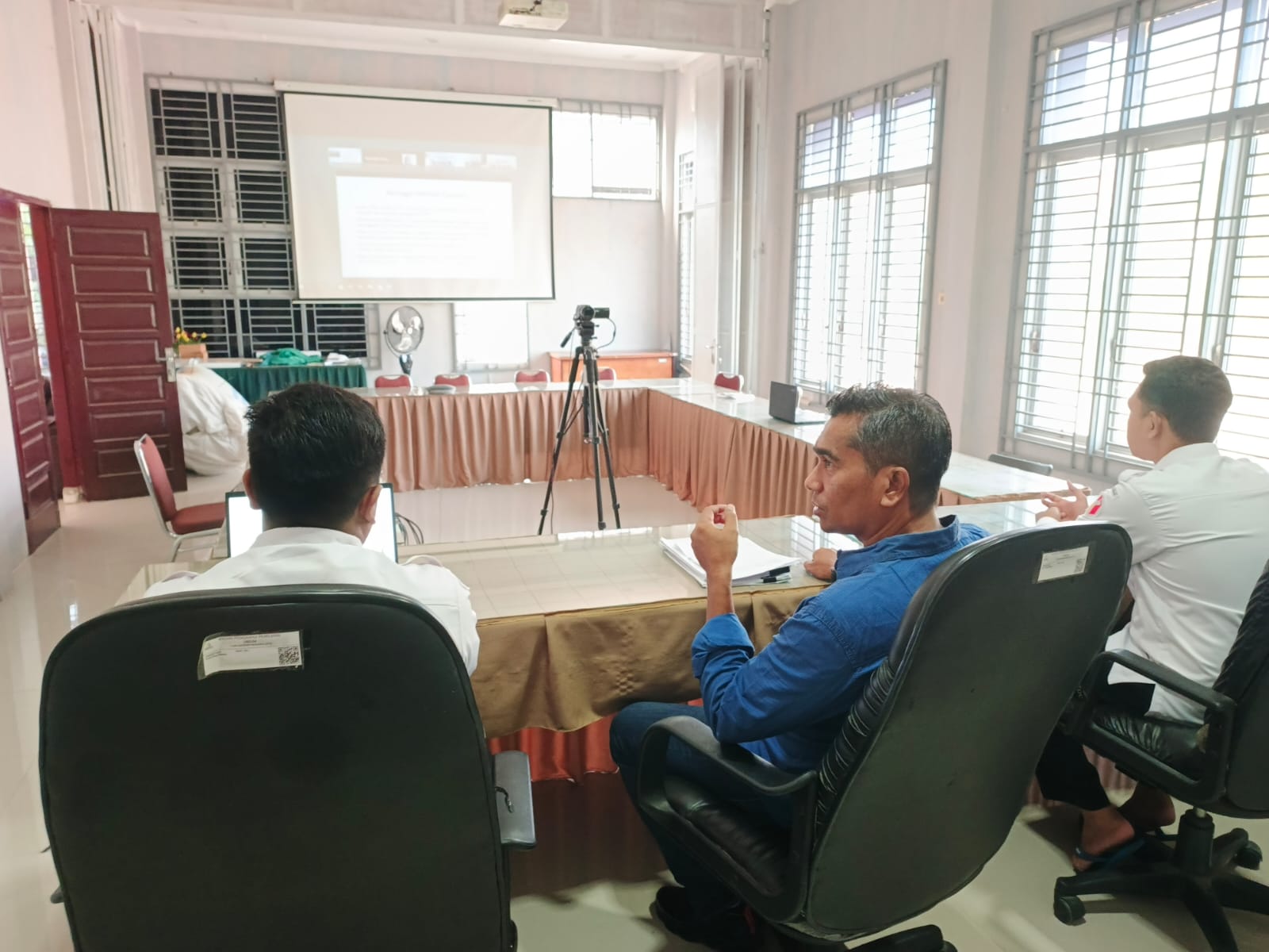 Zoom meeting bersama Bawaslu RI, Provinsi dan Kabupaten/Kota se-Indonesia