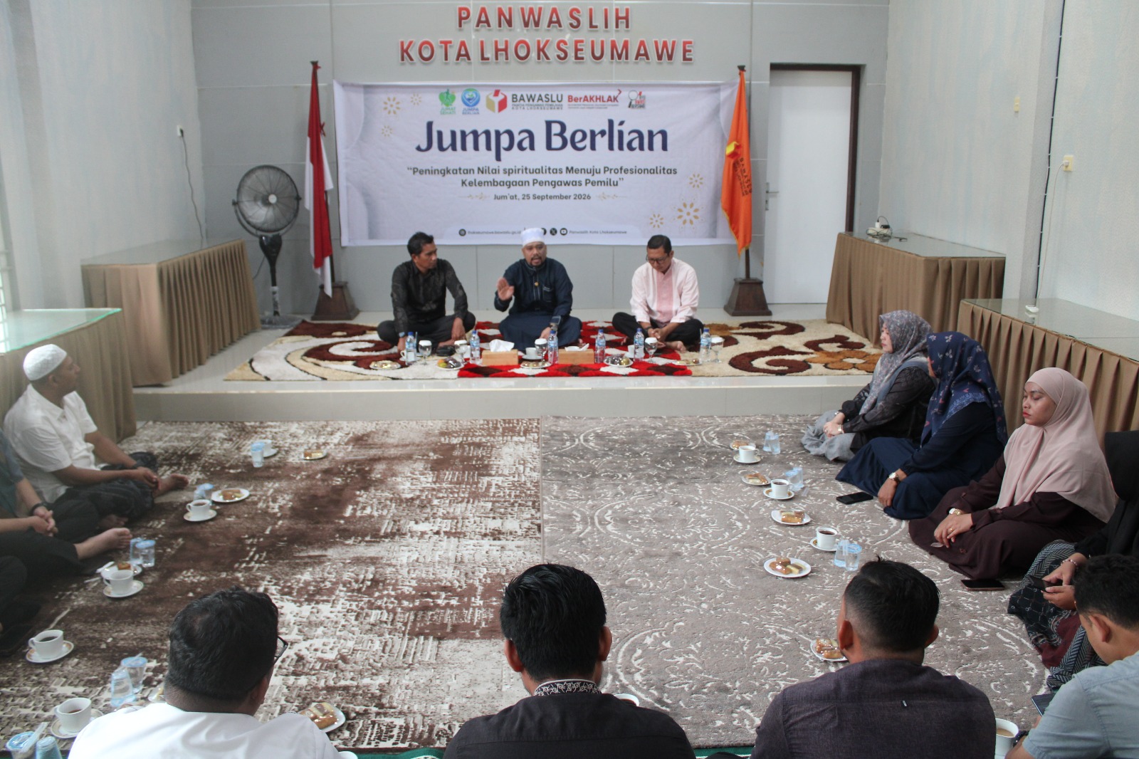 Bawaslu Lhokseumawe Gelar Jum'at Sehati & Jumpa Berlian
