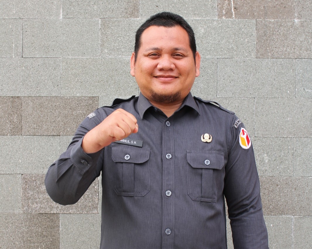 Staf Analis Hukum Panwaslih Kota Lhokseumawe, Mahlil, S.H.