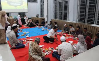 Buka Puasa Bersama Keluarga Besar Bawaslu Kota Lhokseumawe
