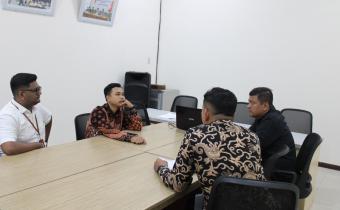 Tim Pengawasan Melakukan Koordinasi Staf Divisi Data dan Informasi KIP Kota Lhokseumawe