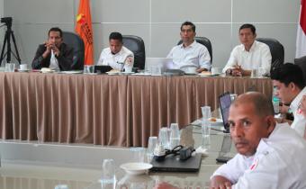 rapat pleno mingguan guna membahas penguatan kelembagaan 